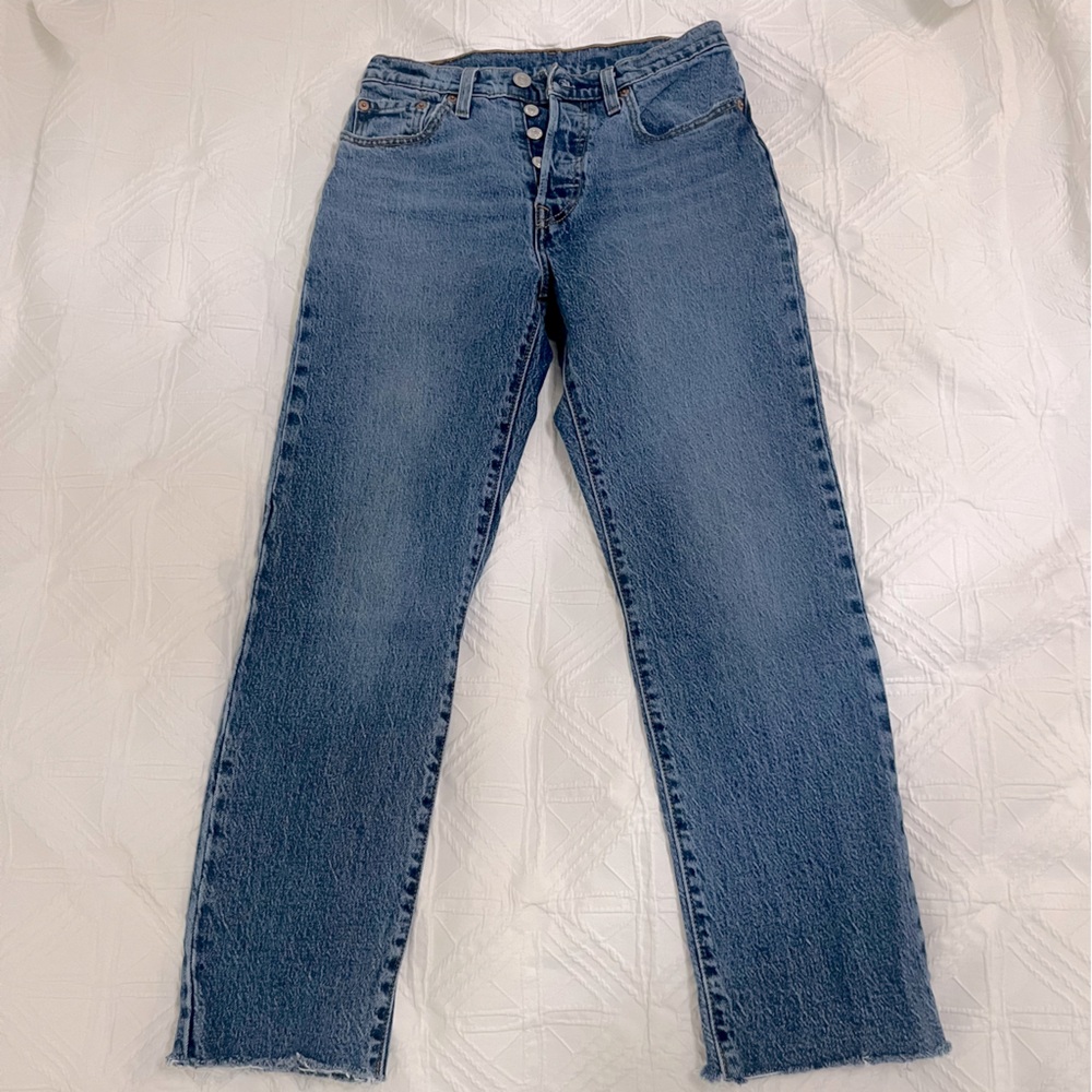 501® ORIGINAL CROPPED WOMEN'S JEANS. As good as new